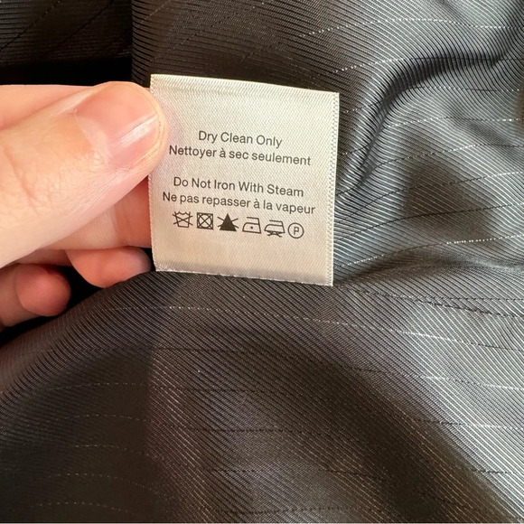 Veronica Beard Cooke Dicky Jacket in Navy. Size 6. - Picture 8 of 14